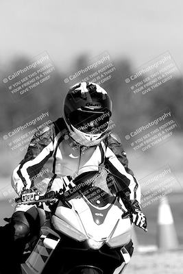 media/Nov-06-2023-Moto Forza (Mon) [[ce023d0744]]/4-Beginner Group/Session 3 (Track Exit)/